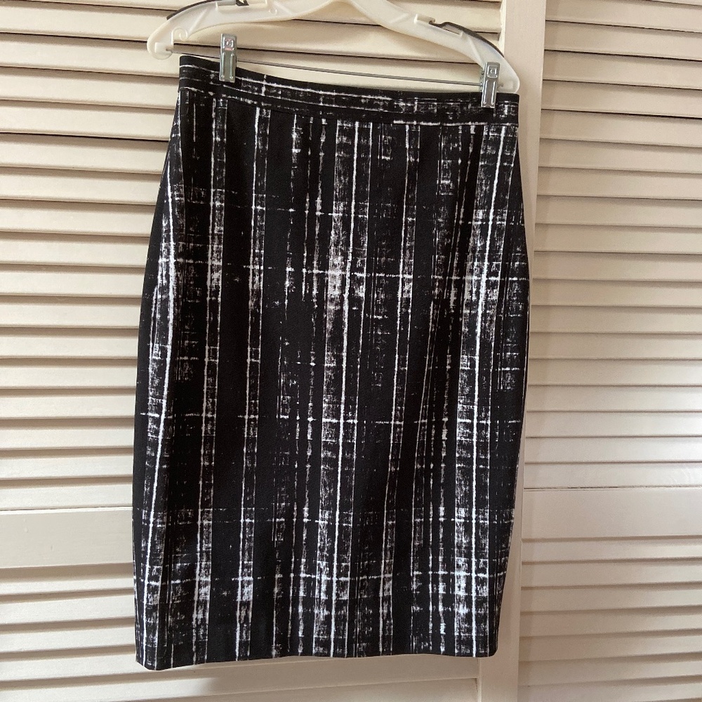 Banana Republic pencil skirt